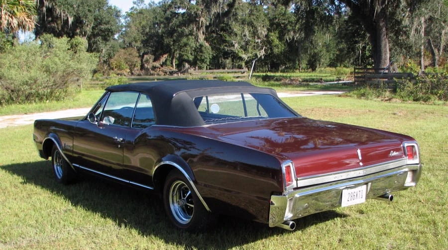 1967 Oldsmobile Cutlass 2nd Gen - Image 10 of 12