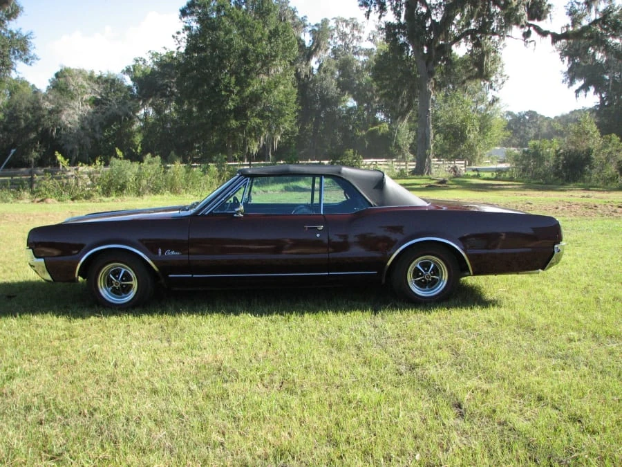 1967 Oldsmobile Cutlass 2nd Gen - Image 2 of 6