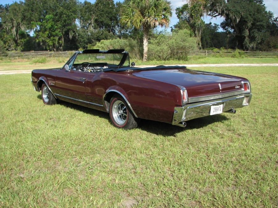 1967 Oldsmobile Cutlass 2nd Gen - Image 3 of 6