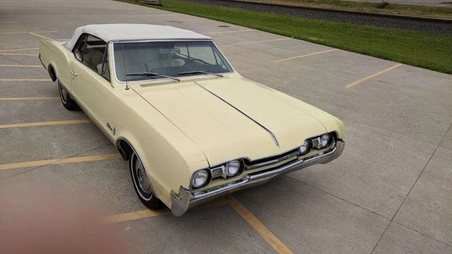 1967 Oldsmobile Cutlass 2nd Gen - Image 7 of 9