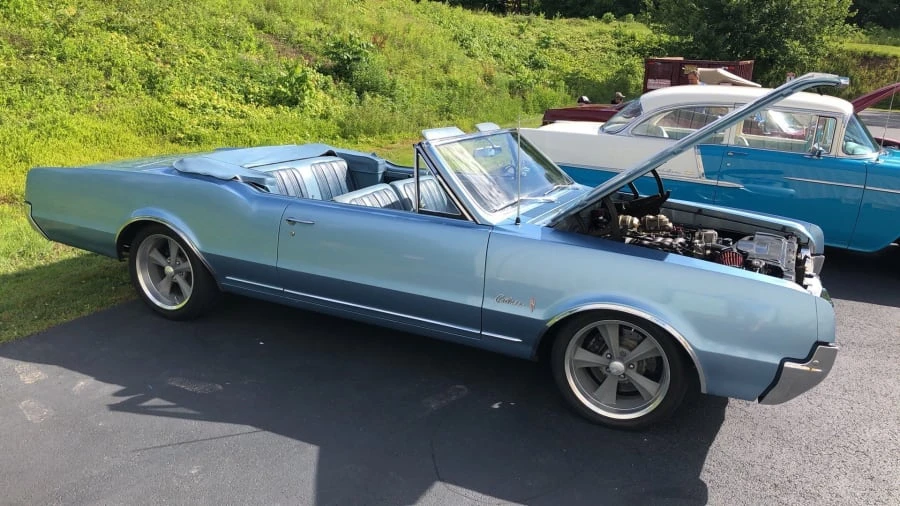 1967 Oldsmobile Cutlass 2nd Gen - Image 5 of 5