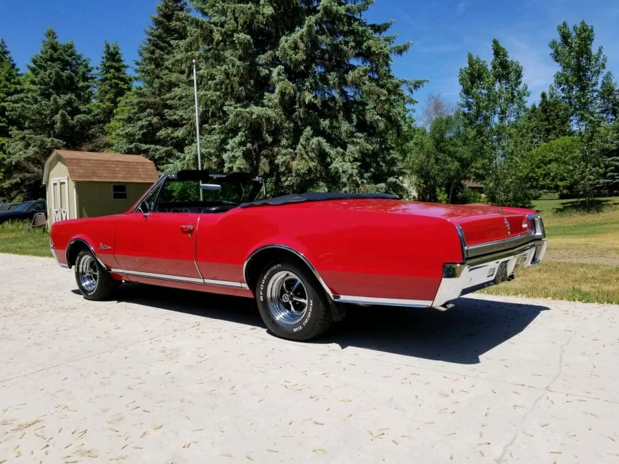 1967 Oldsmobile Cutlass 2nd Gen - Image 6 of 7