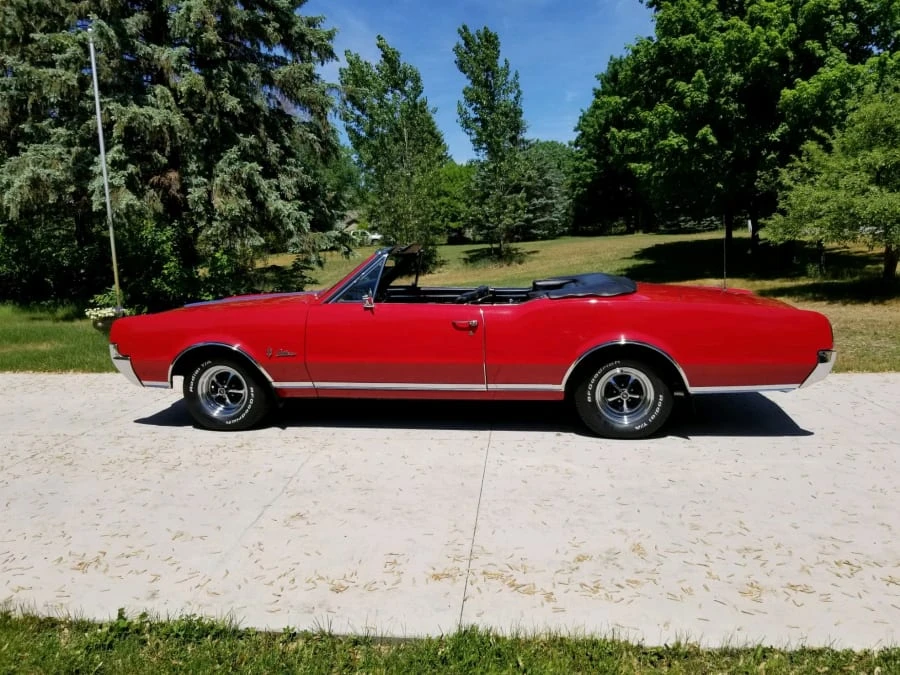 1967 Oldsmobile Cutlass 2nd Gen - Image 2 of 7