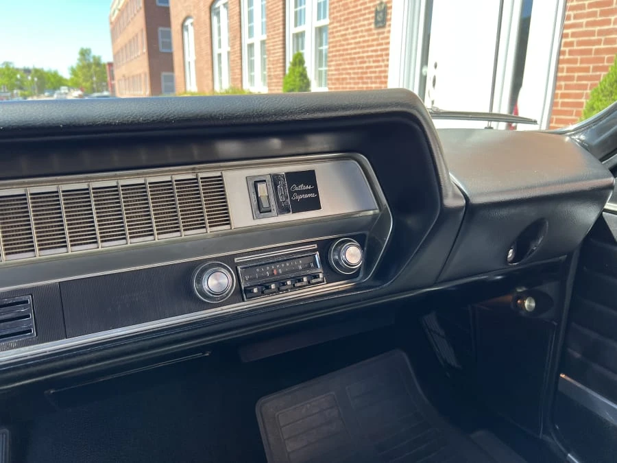 1967 Oldsmobile Cutlass 2nd Gen - Image 6 of 10