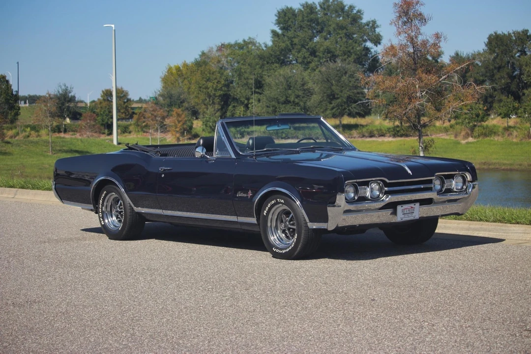 1967 Oldsmobile Cutlass 2nd Gen - Image 9 of 21