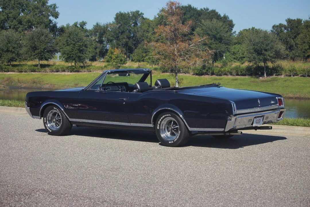 1967 Oldsmobile Cutlass 2nd Gen - Image 17 of 21