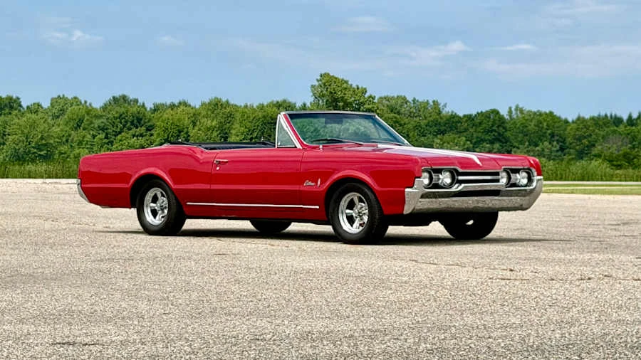 1967 Oldsmobile Cutlass 2nd Gen - Image 7 of 29