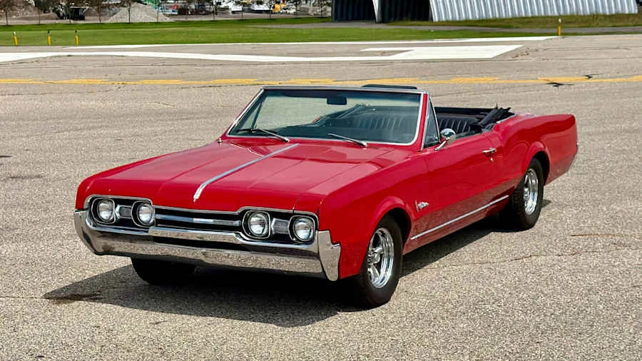 1967 Oldsmobile Cutlass 2nd Gen - Image 8 of 29