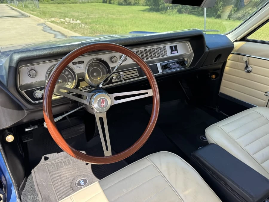 1967 Oldsmobile Cutlass 2nd Gen - Image 9 of 13