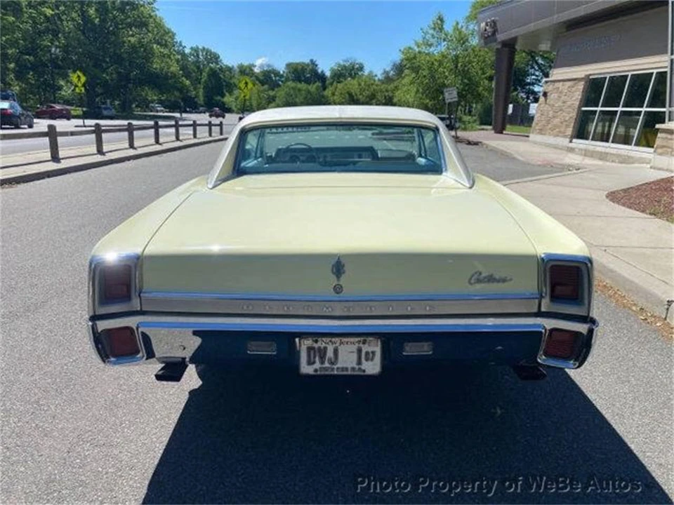 1967 Oldsmobile Cutlass 2nd Gen - Image 8 of 10