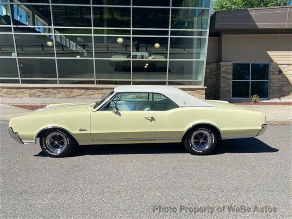 1967 Oldsmobile Cutlass 2nd Gen - Image 4 of 10