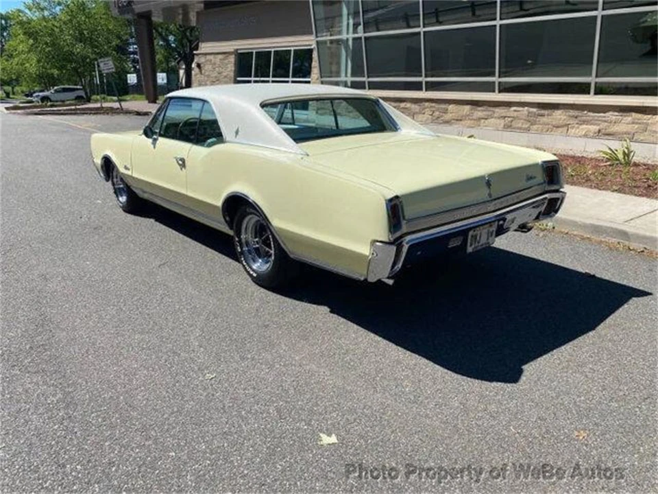 1967 Oldsmobile Cutlass 2nd Gen - Image 6 of 10