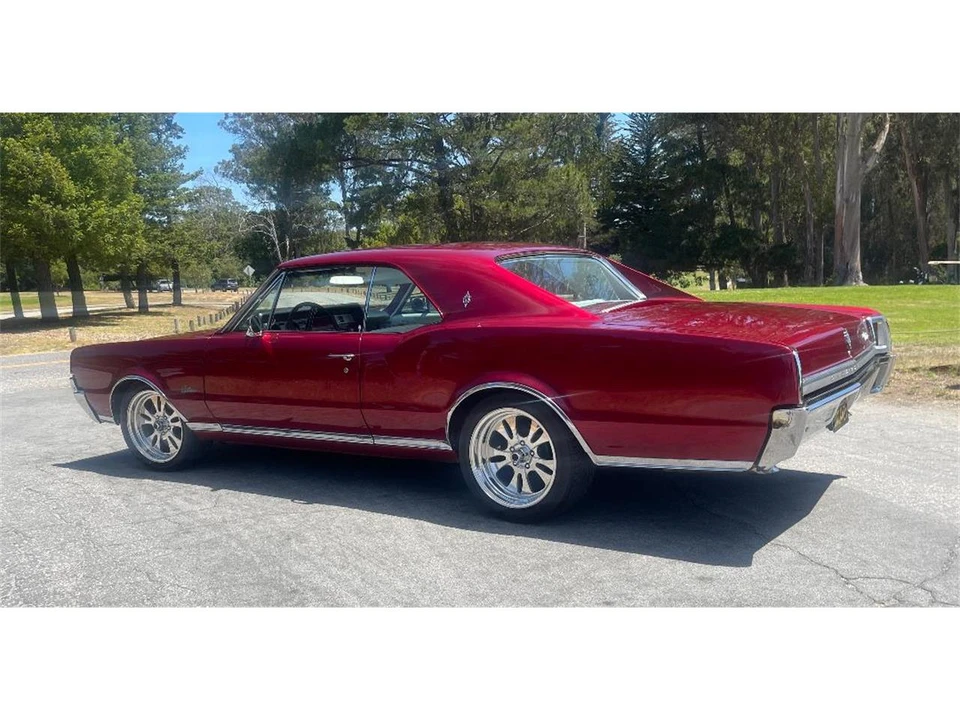 1967 Oldsmobile Cutlass Supreme - Image 3 of 26