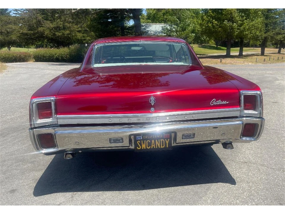 1967 Oldsmobile Cutlass Supreme - Image 6 of 26