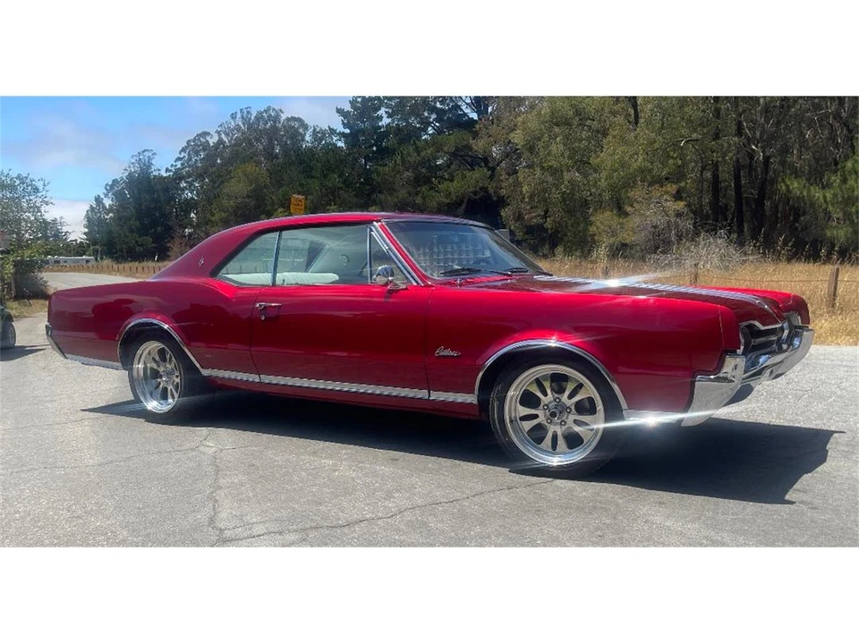 1967 Oldsmobile Cutlass Supreme - Image 11 of 26