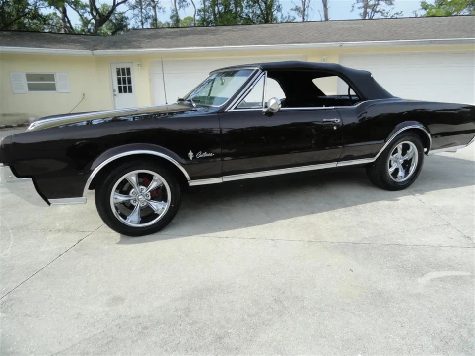 1967 Oldsmobile Cutlass Supreme - Image 11 of 31
