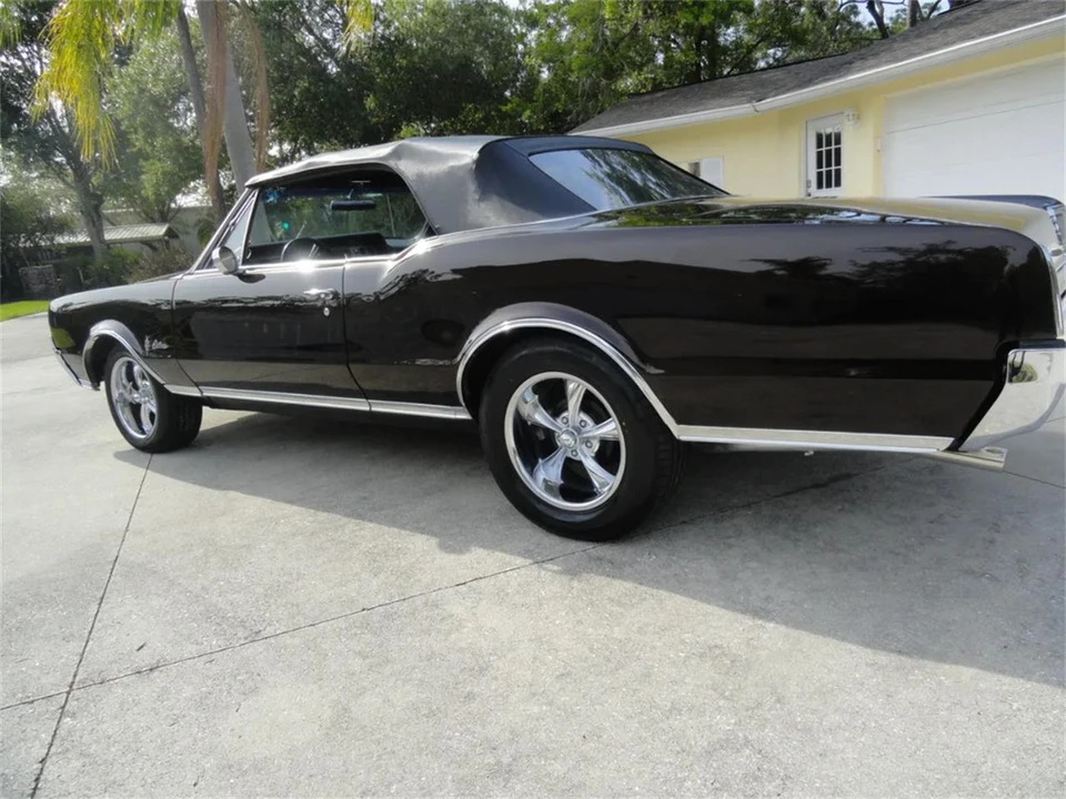 1967 Oldsmobile Cutlass Supreme - Image 5 of 31