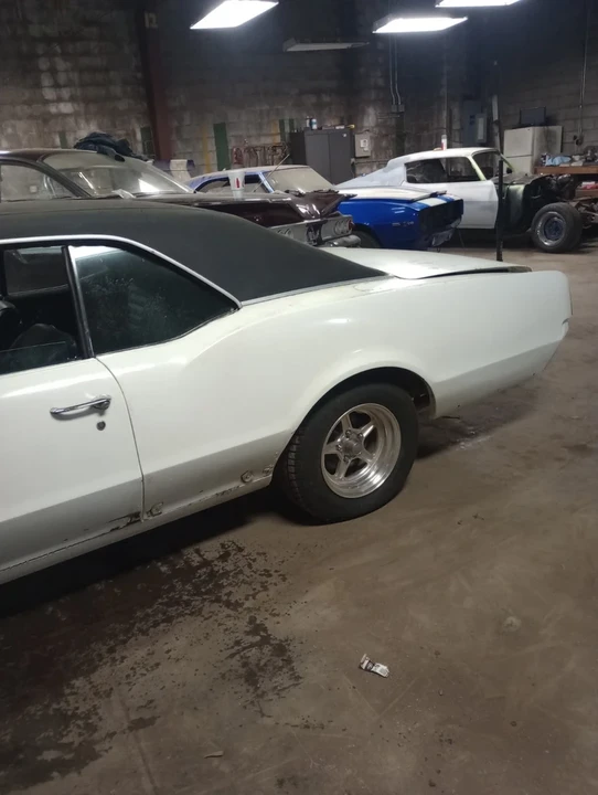 1967 Oldsmobile Cutlass Supreme - Image 7 of 11