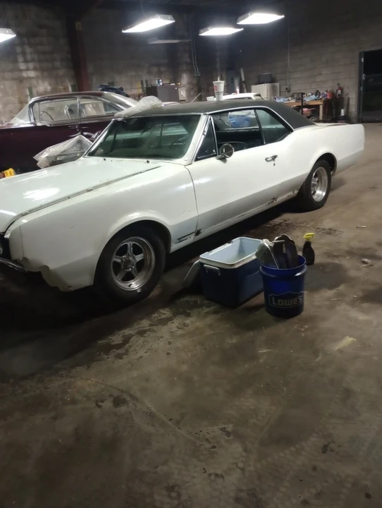 1967 Oldsmobile Cutlass Supreme - Image 4 of 11
