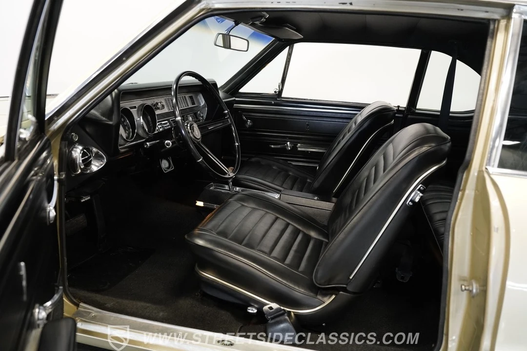 1967 Oldsmobile Cutlass Supreme - Image 4 of 12