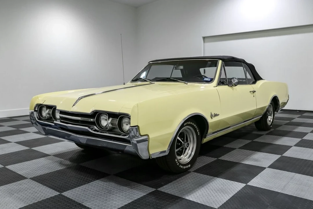 1967 Oldsmobile Cutlass Supreme - Image 5 of 21