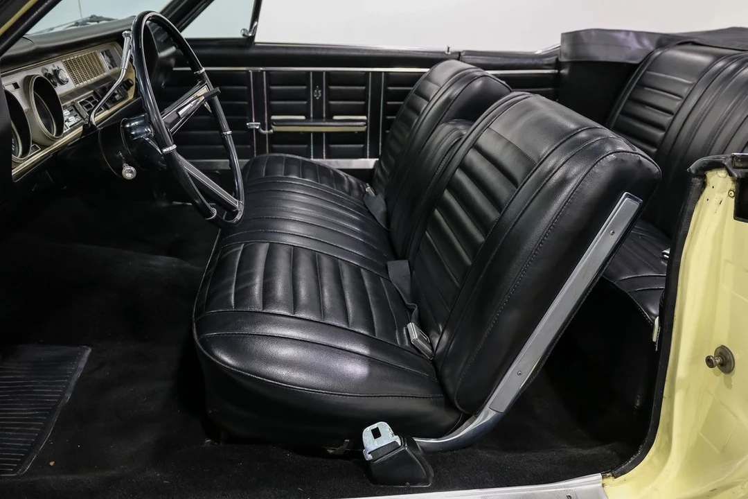 1967 Oldsmobile Cutlass Supreme - Image 18 of 21