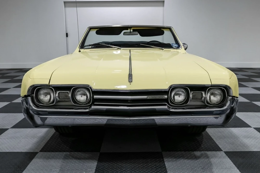 1967 Oldsmobile Cutlass Supreme - Image 3 of 21