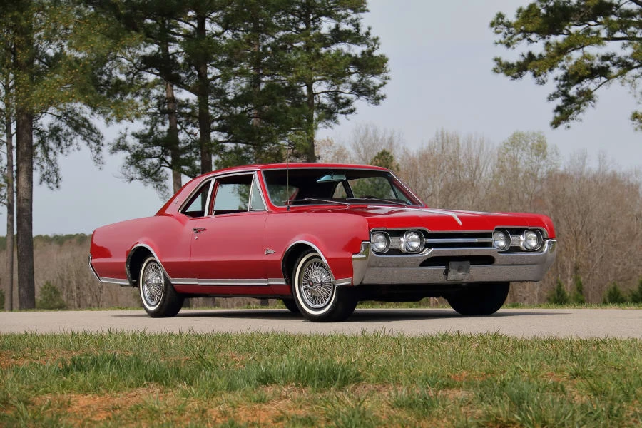 1967 Oldsmobile Cutlass Supreme - Image 6 of 28