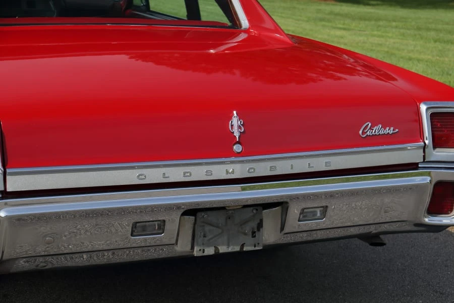 1967 Oldsmobile Cutlass Supreme - Image 15 of 28