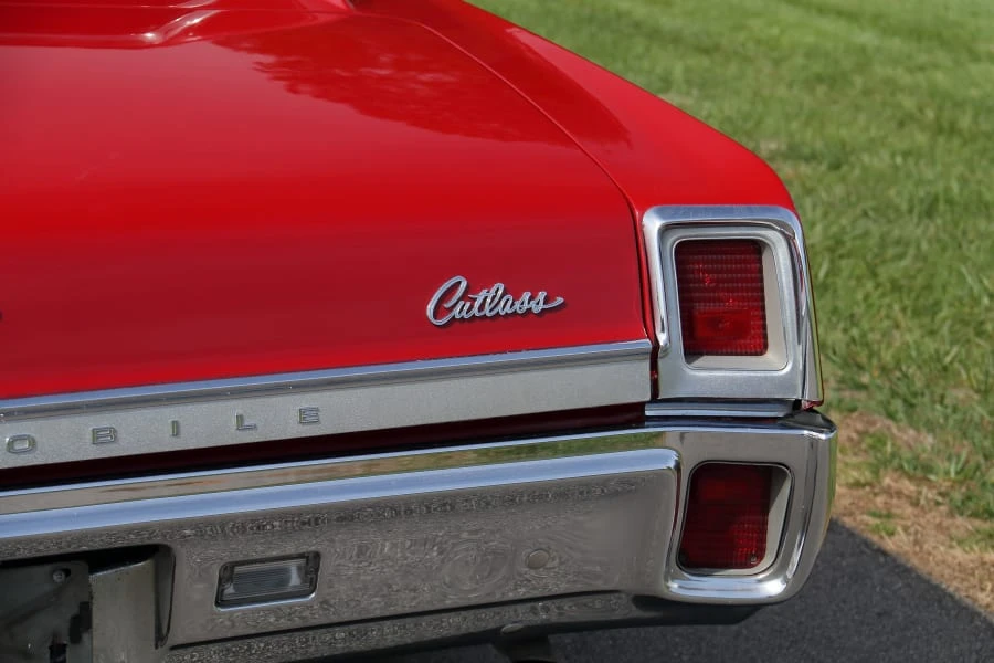 1967 Oldsmobile Cutlass Supreme - Image 11 of 28