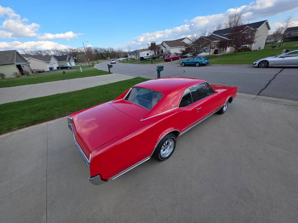 1967 Oldsmobile Cutlass Supreme - Image 27 of 31