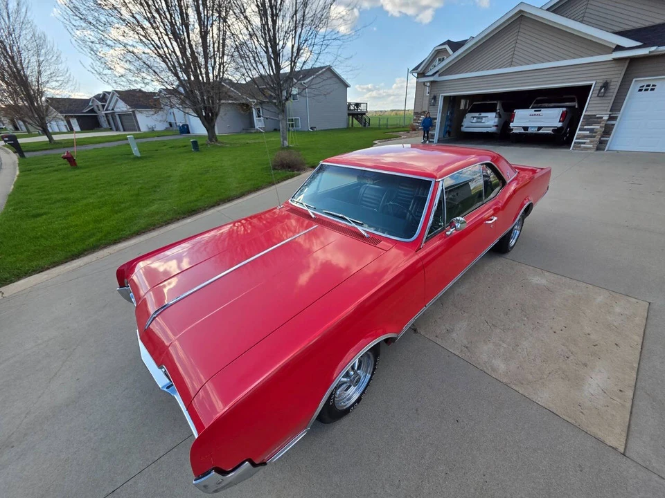 1967 Oldsmobile Cutlass Supreme - Image 23 of 31