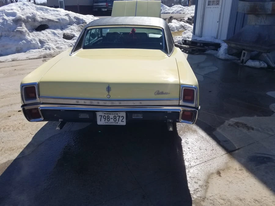 1967 Oldsmobile Cutlass Supreme - Image 9 of 10