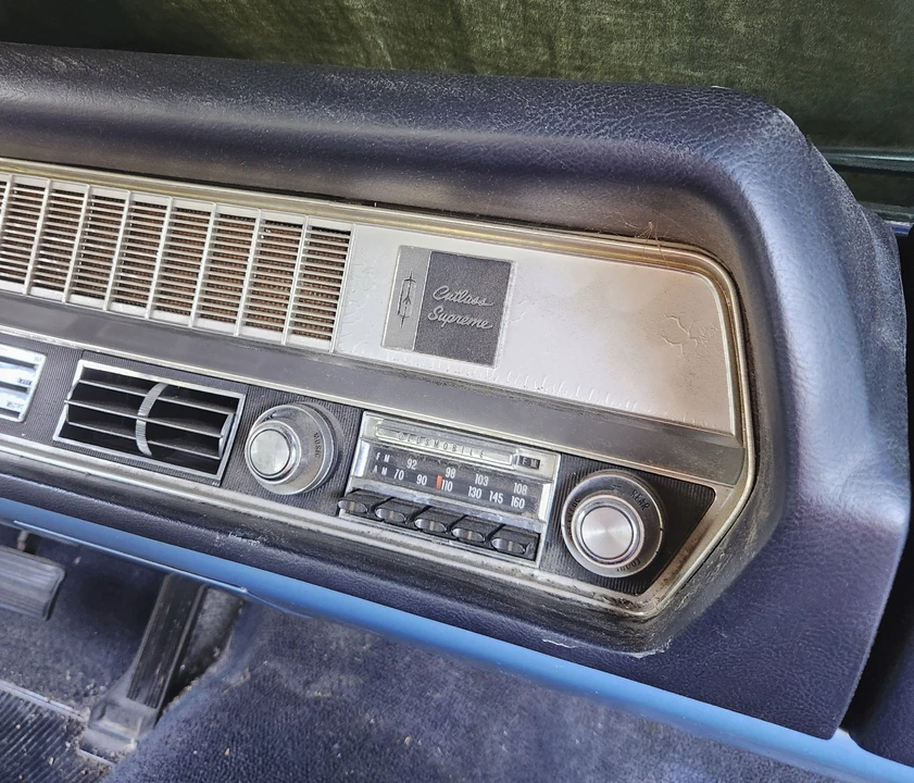 1967 Oldsmobile Cutlass Supreme - Image 9 of 16