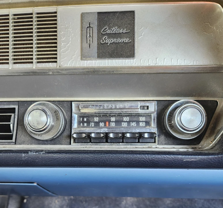1967 Oldsmobile Cutlass Supreme - Image 11 of 16