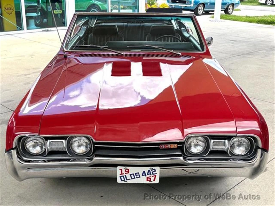 1967 Oldsmobile Cutlass Supreme - Image 3 of 10