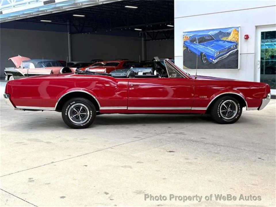 1967 Oldsmobile Cutlass Supreme - Image 5 of 10