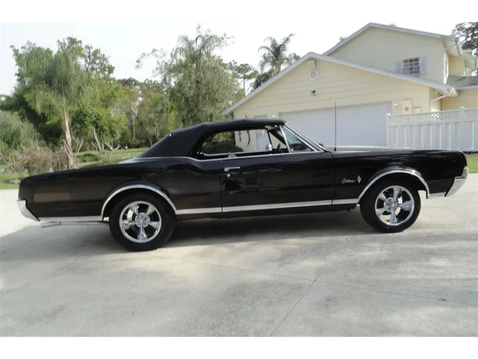 1967 Oldsmobile Cutlass Supreme - Image 24 of 31