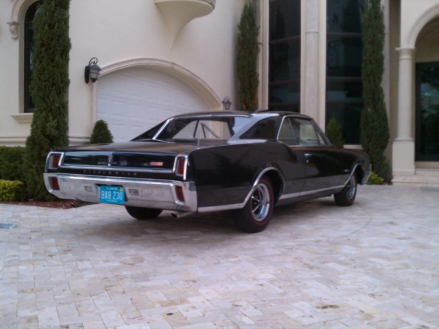 1967 Oldsmobile Cutlass Supreme - Image 4 of 5
