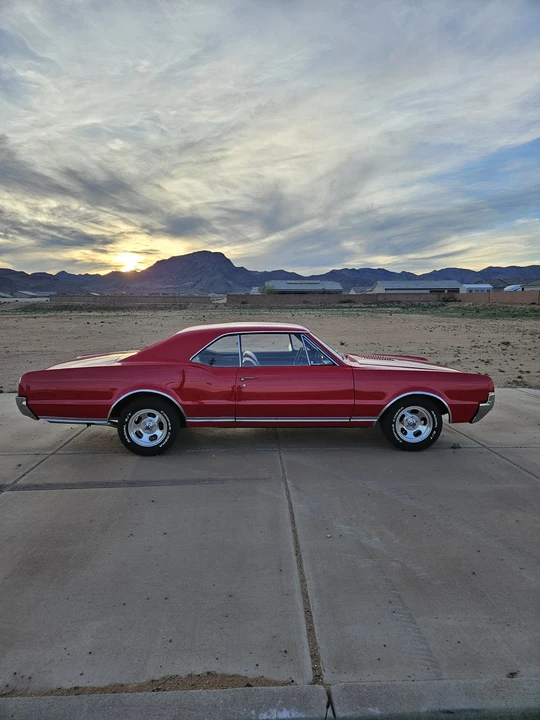1967 Oldsmobile Cutlass Supreme - Image 3 of 31