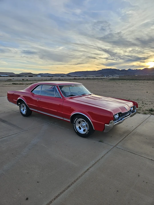1967 Oldsmobile Cutlass Supreme - Image 2 of 31
