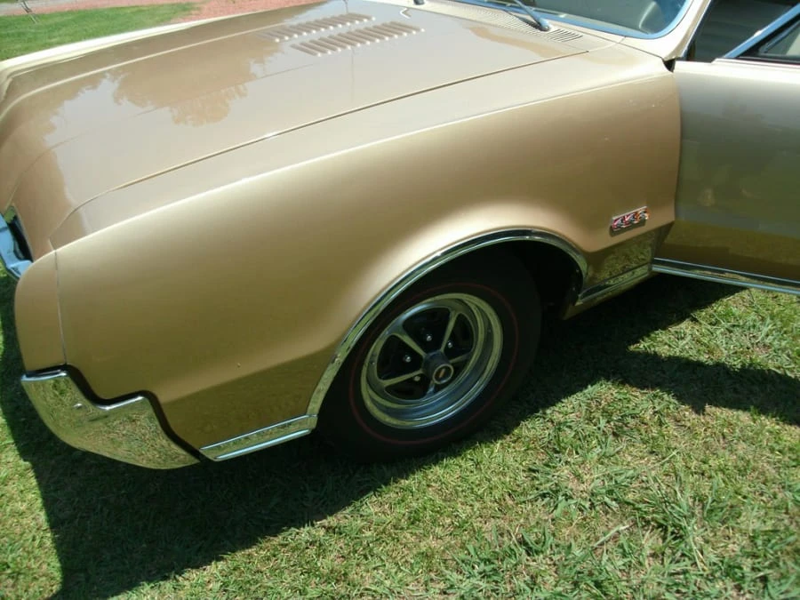 1967 Oldsmobile 442 1st Gen - Image 9 of 10