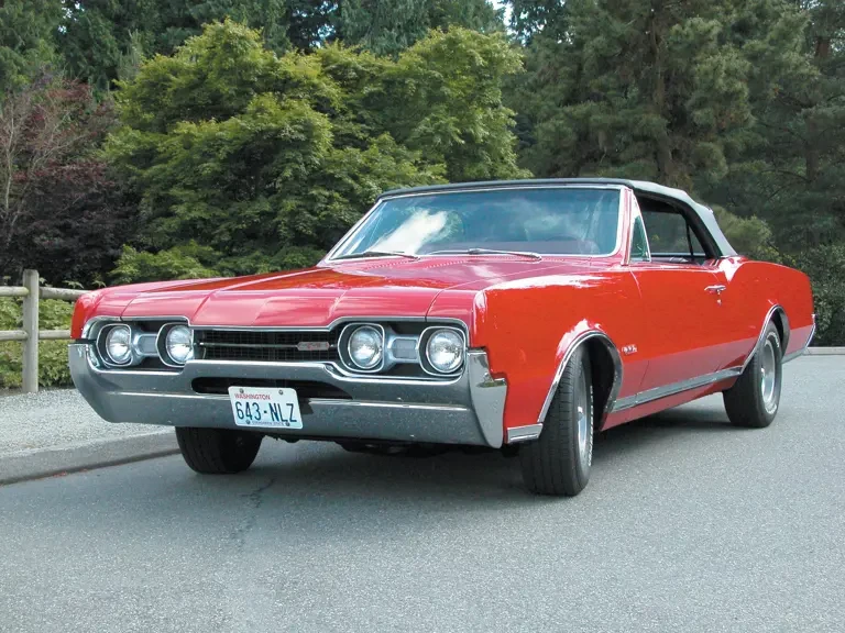 1967 Oldsmobile Cutlass Supreme - Image 2 of 2