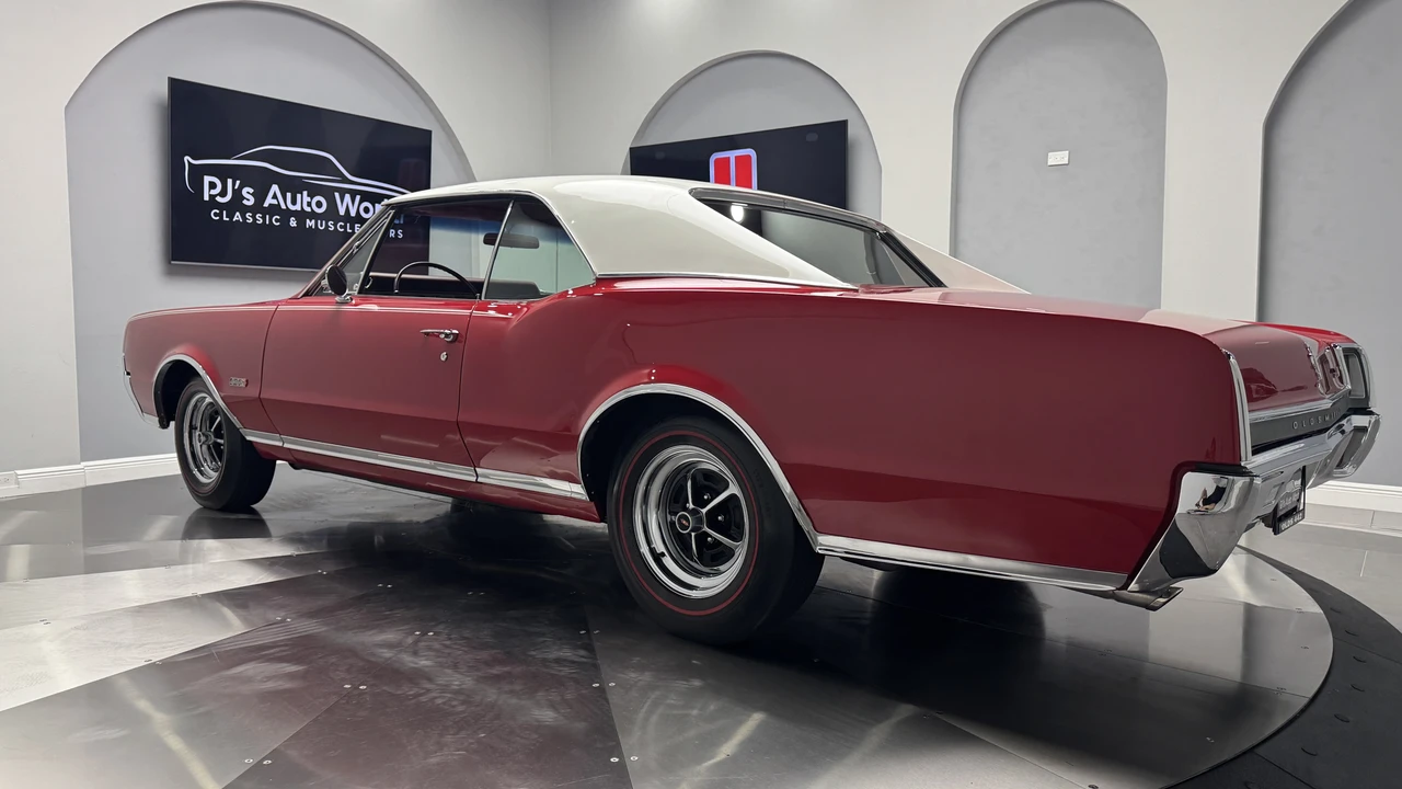 1967 Oldsmobile Cutlass 2nd Gen - Image 5 of 31