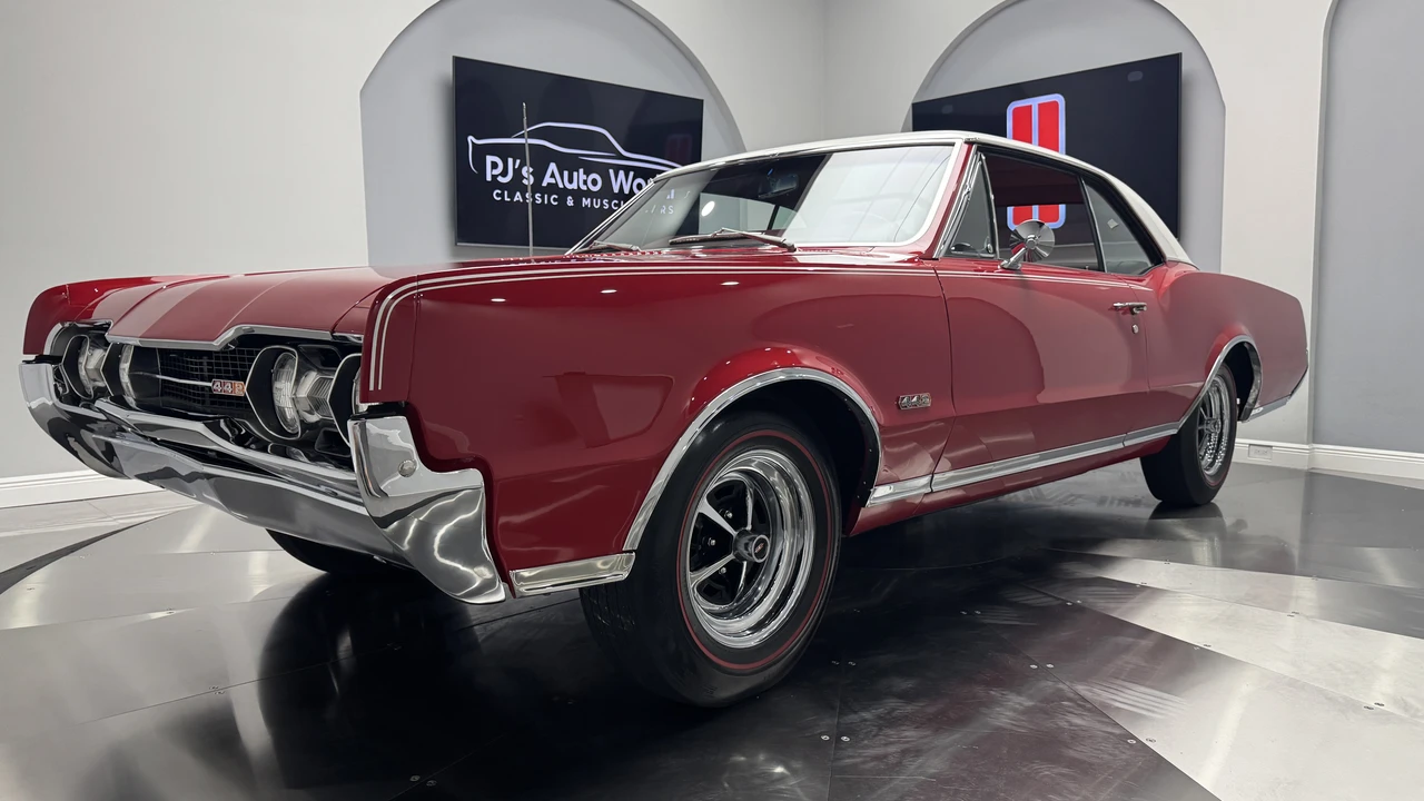 1967 Oldsmobile Cutlass 2nd Gen - Image 4 of 31