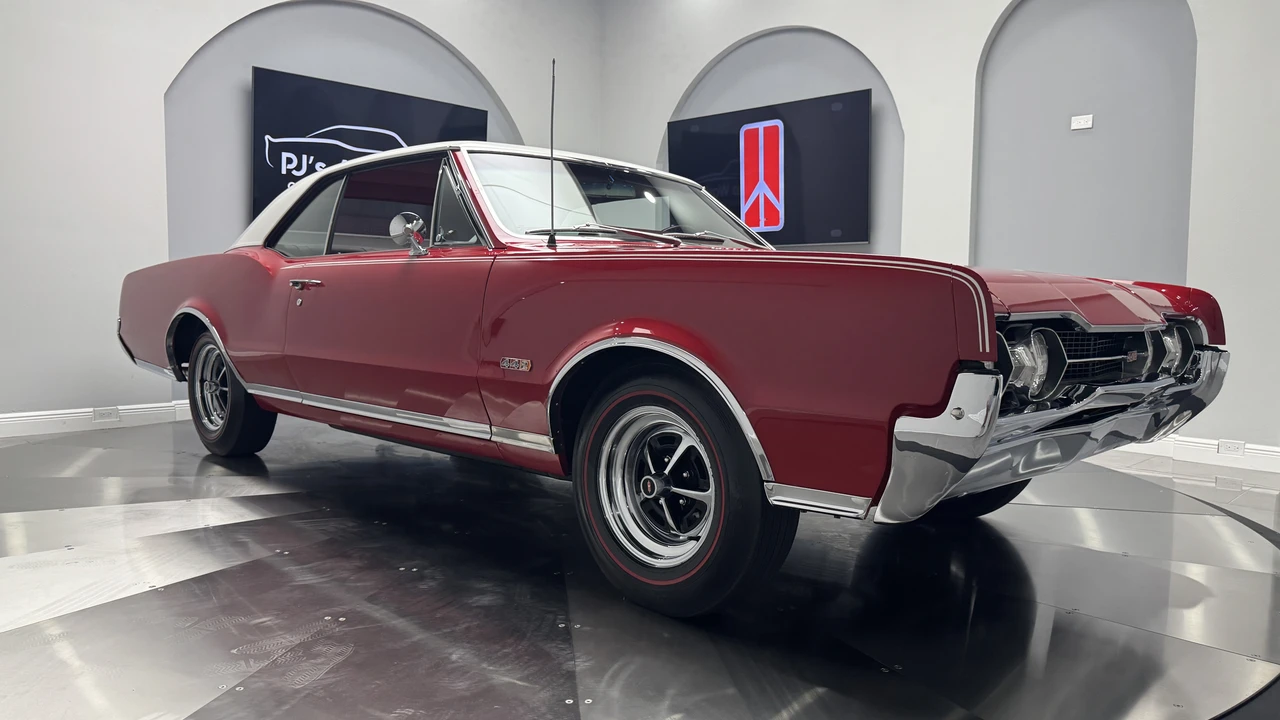 1967 Oldsmobile Cutlass 2nd Gen - Image 6 of 31