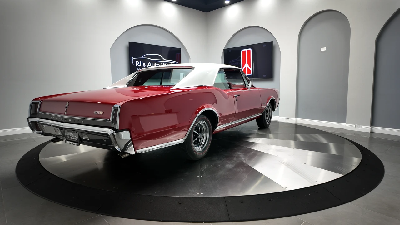 1967 Oldsmobile Cutlass 2nd Gen - Image 10 of 31