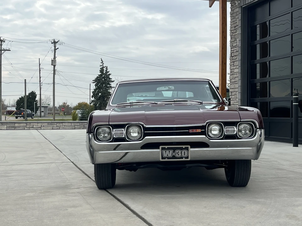 1967 Oldsmobile Cutlass Supreme - Image 18 of 31