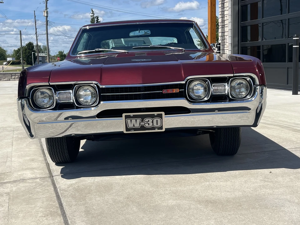 1967 Oldsmobile Cutlass Supreme - Image 5 of 31