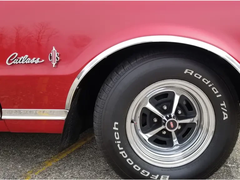 1967 Oldsmobile Cutlass Supreme - Image 14 of 20